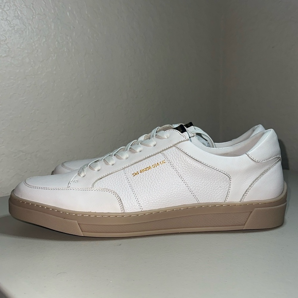 STEVE MADDEN NYAN WHITE NEW , size 13, very comfy, last one! NYAN01M1